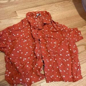 Red Flowered American Eagle Top